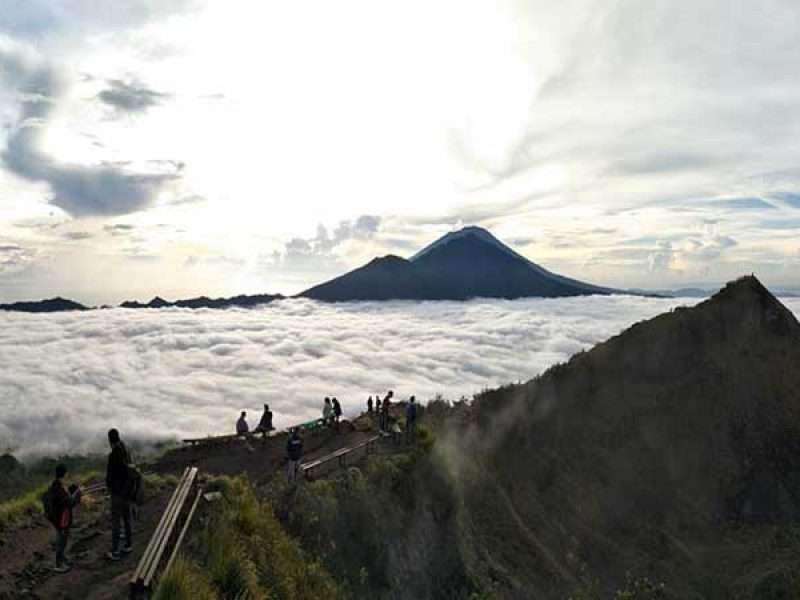 Mount batur sunrise trekking kintamani bali