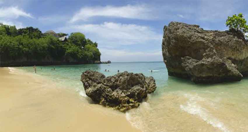 Uluwatu Kecak Dance and Jimbaran Dinner Tour