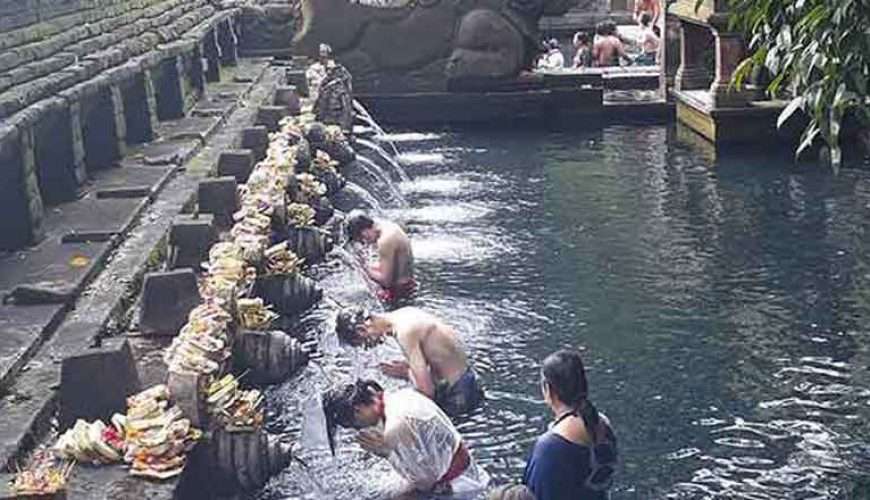 Tirta Empul Temple – Holy Water Temple Tampaksiring Bali