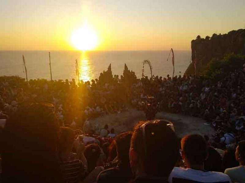 Uluwatu Temple and Tanah Lot Tour