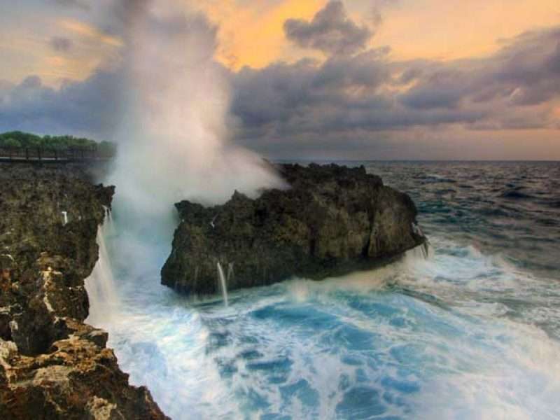 water blow nusa dua best time